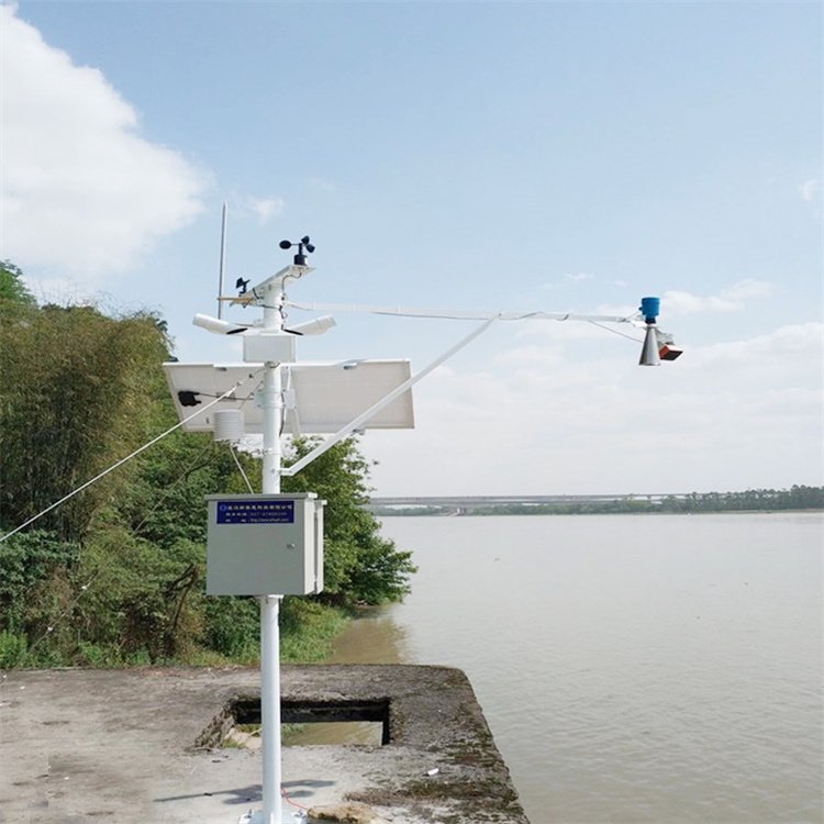 碧野千里立桿式微型水質在線監測設備 4G傳輸，守護近岸水體健康